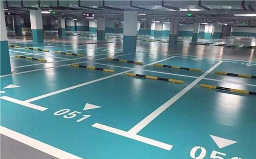 伊宁市伊宁市环氧地坪中涂：构筑坚固地面的关键环节